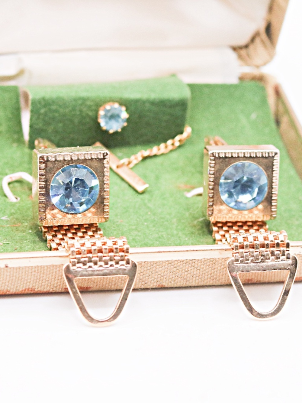 Gold-Tone Aquamarine Blue Topaz  Cufflinks with Matching Tie Pin